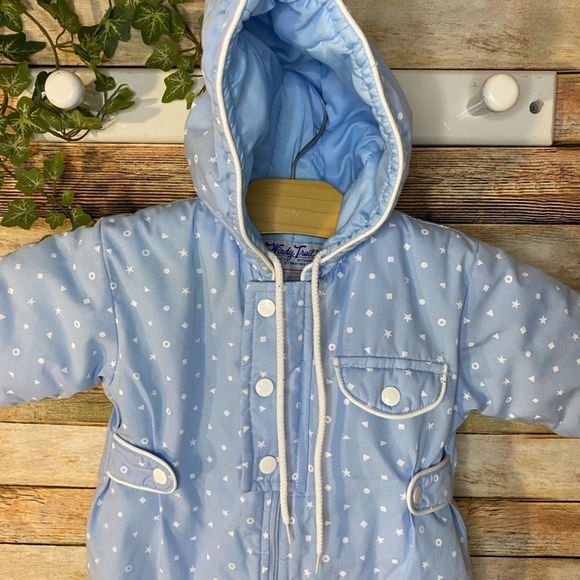 Infant Boy Snowsuit Vintage Windy Trails Baby Pram - Picture 2 of 7